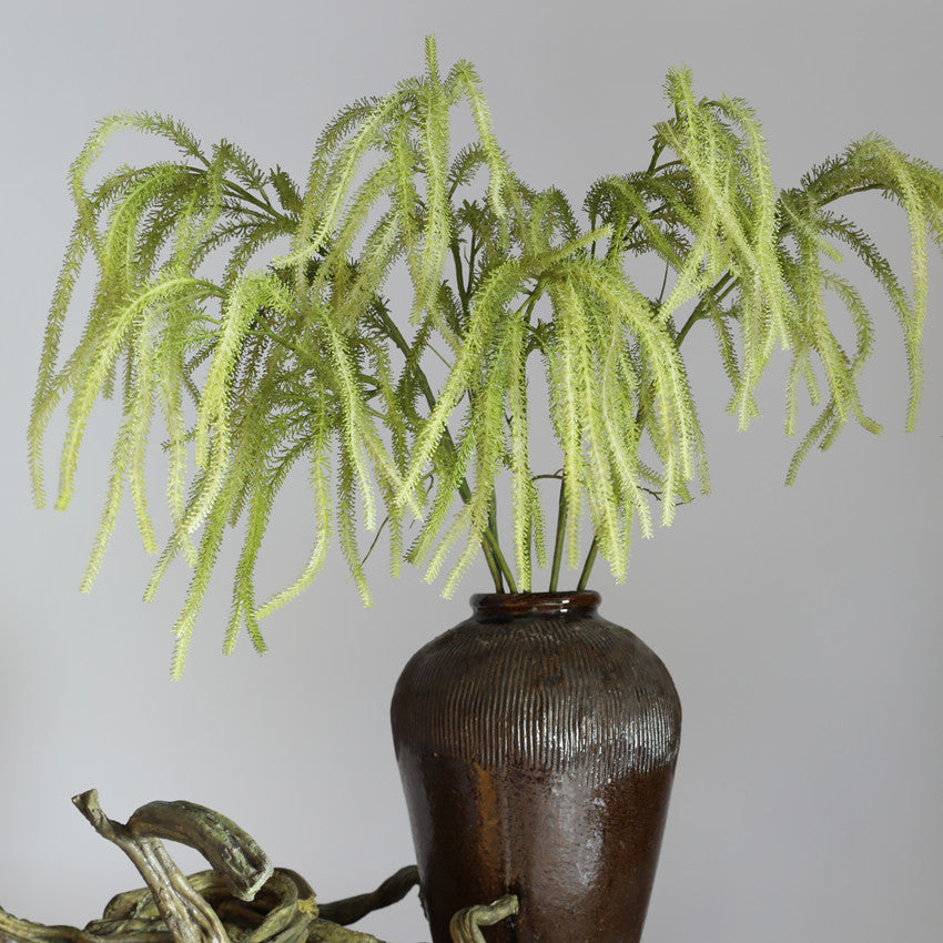 18-pronged willow catkins