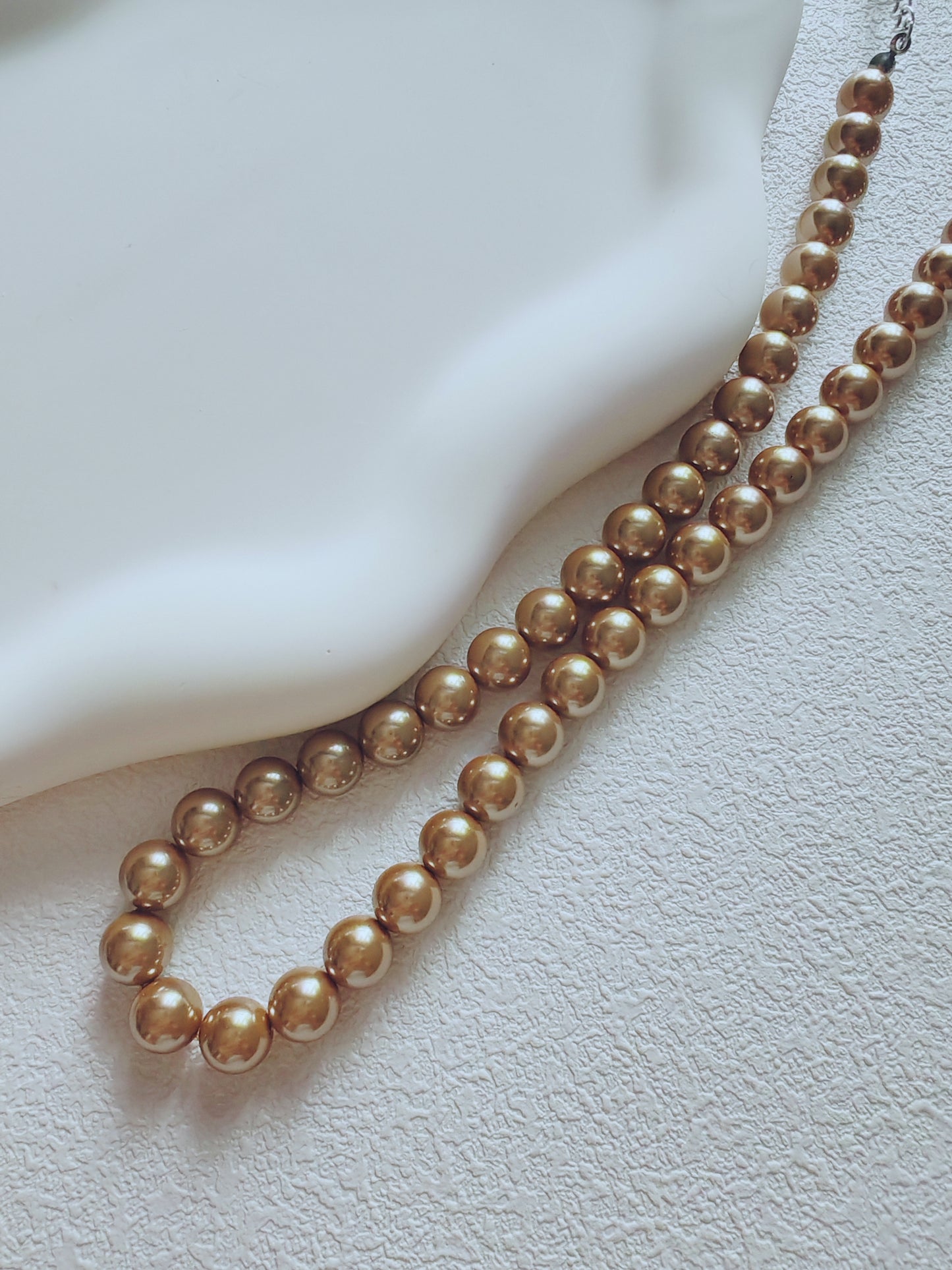 Golden Elegance Faux Pearl Necklace
