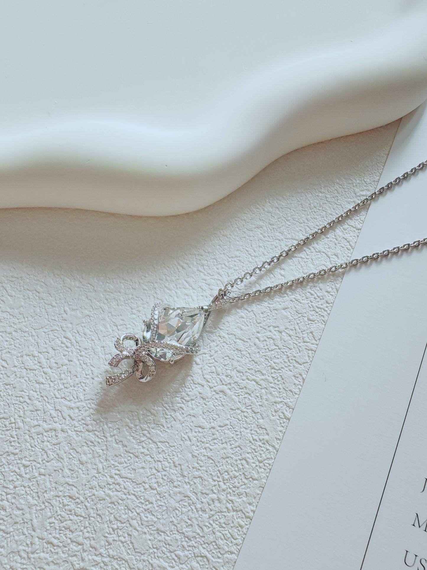 Crystal Leaf Elegance Pendant Necklace
