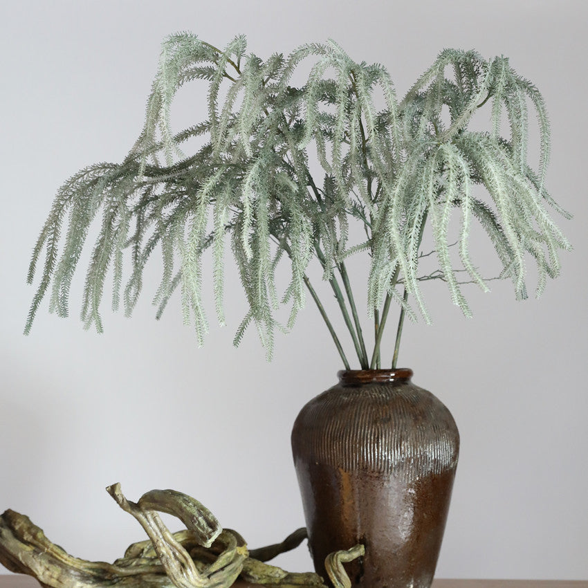 18-pronged willow catkins