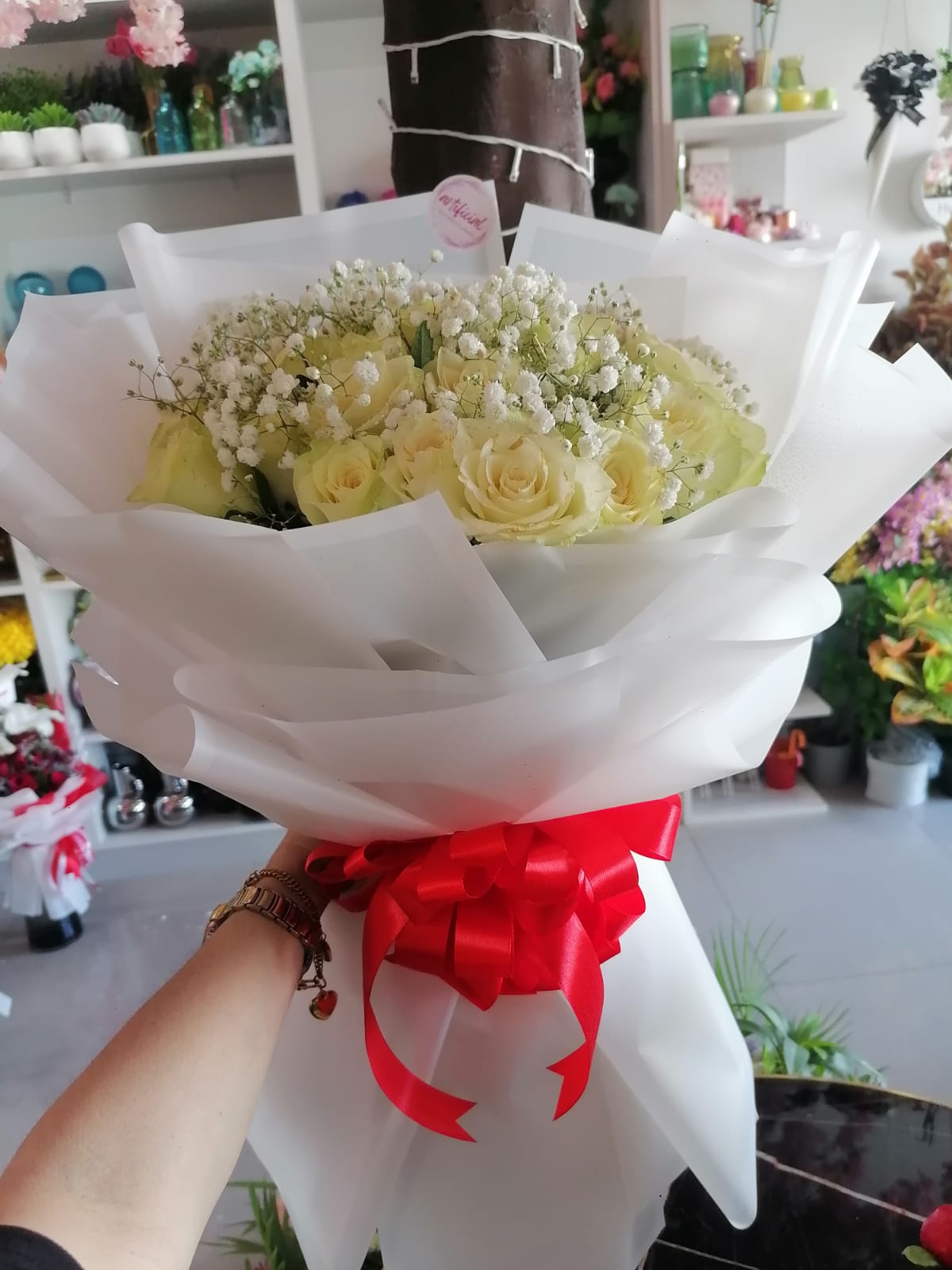 Champagne roses Bouquet